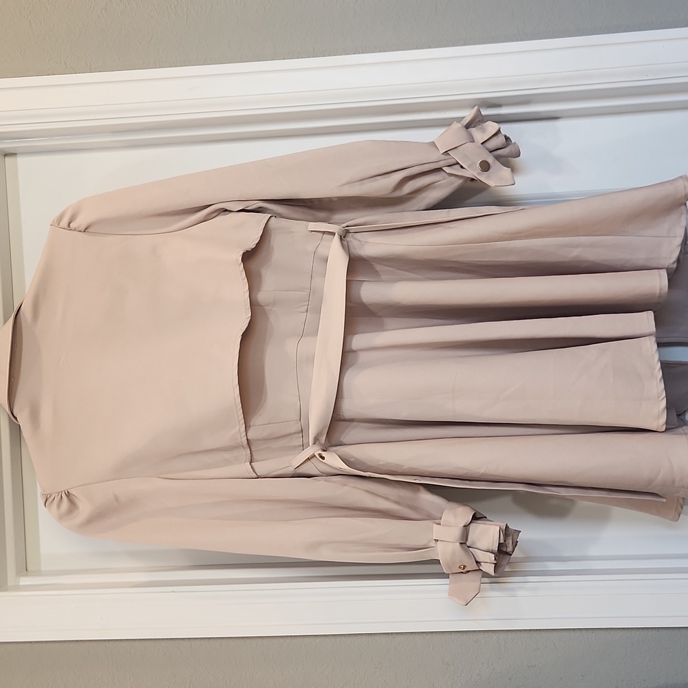 Fashion Nova Beige Lightweight Long Sleeve Belted Peacoat Or Mini Dress - Picture 4 of 4